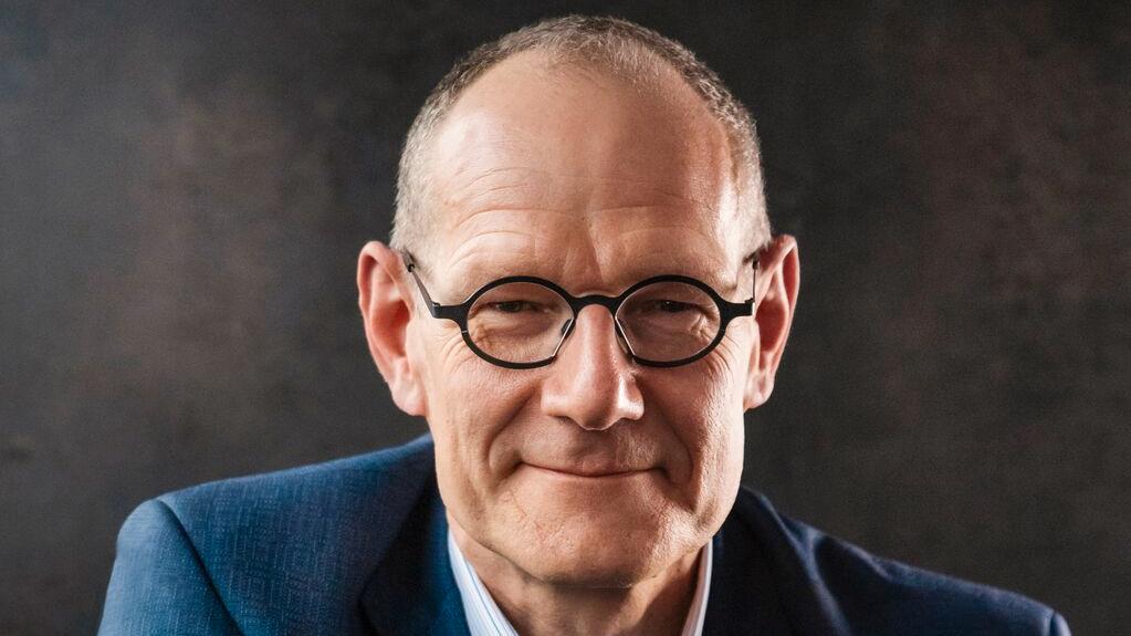 Dr. Bernd Montag (Chief Executive Officer)