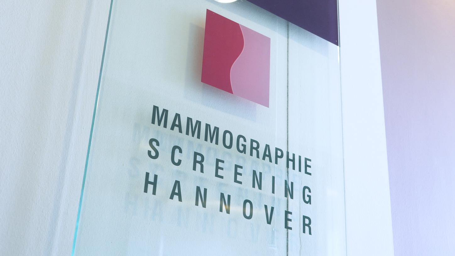 Clinic signage announces Mammography Screening Hannover in Germany