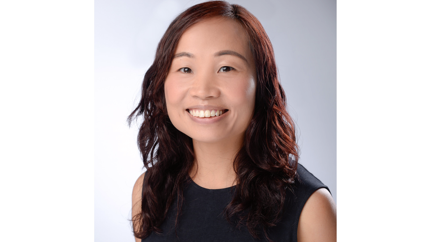 Portrait of Dr. Joanne Grau - Thought Leadership Manager Digitalizing Healthcare Siemens Healthineers iemens Healthineers